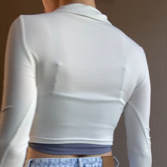 Stretchy top - Picture 2 of 10